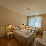 I&s 1 * Golem (Tirana)