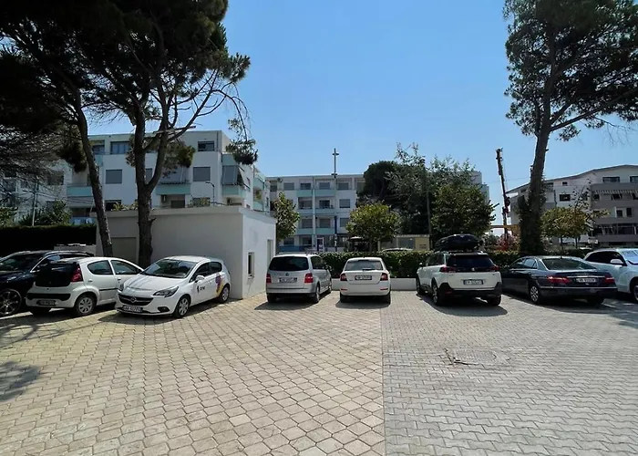 I&s 1 Golem (Tirana)