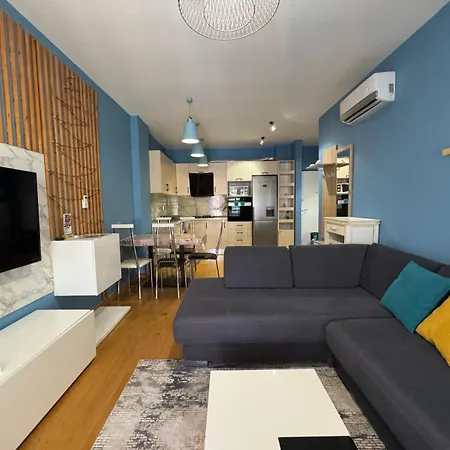 I&s 1 * Golem (Tirana)